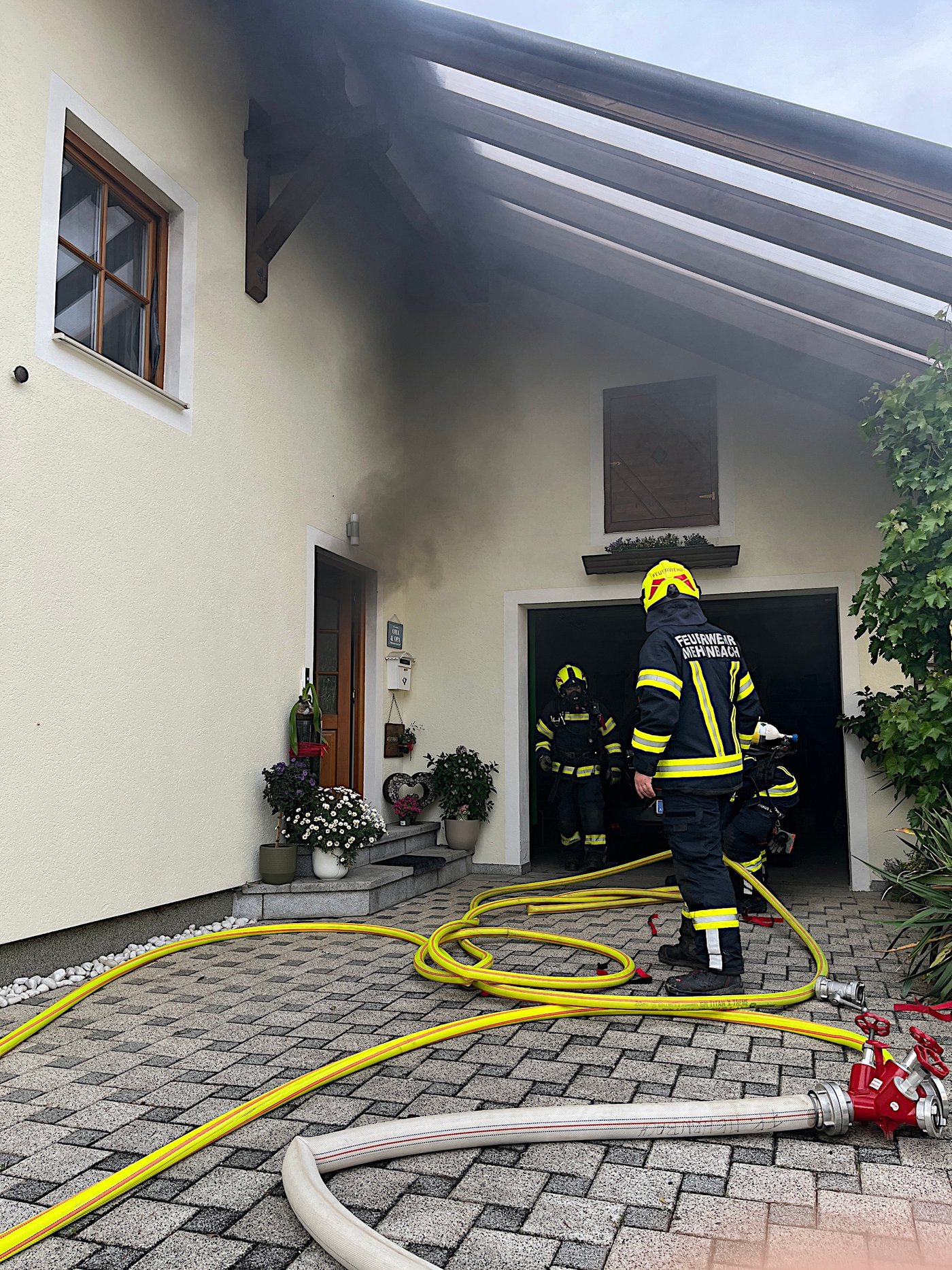 Fahrzeugsegnung der FF Mehrnbach